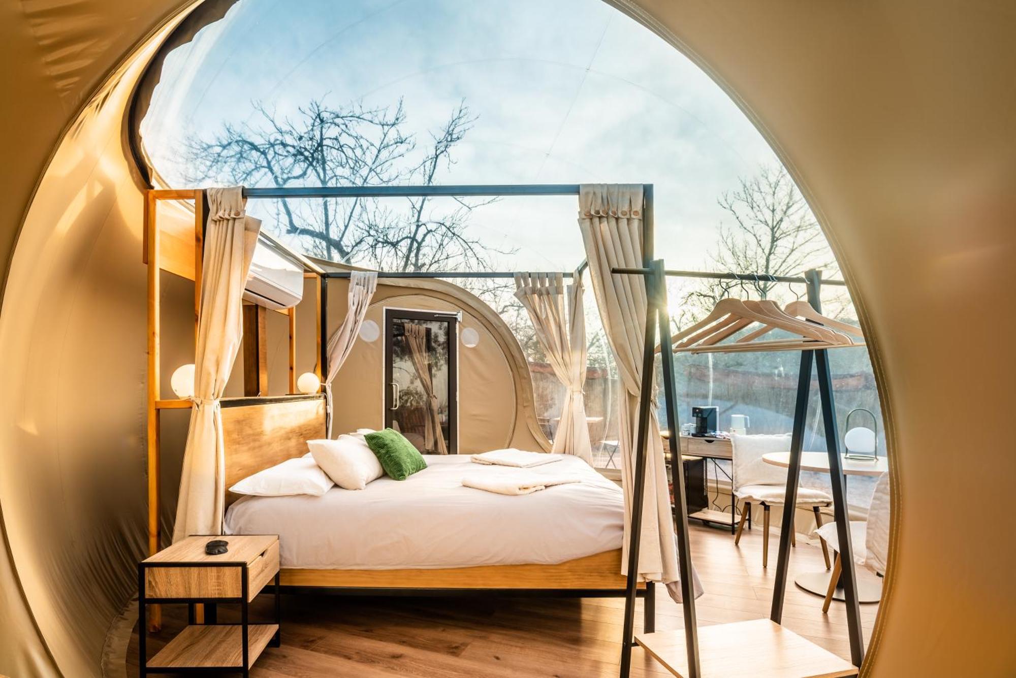 Horizonte Bubble Rooms Cortegana Esterno foto